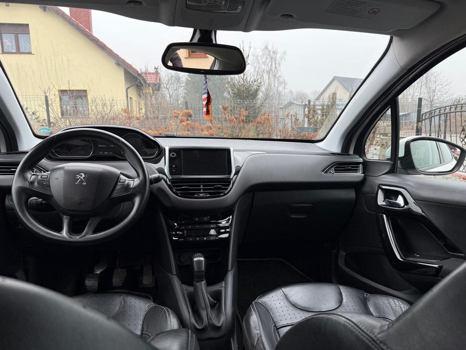 Sprzedam Peugeot 208
