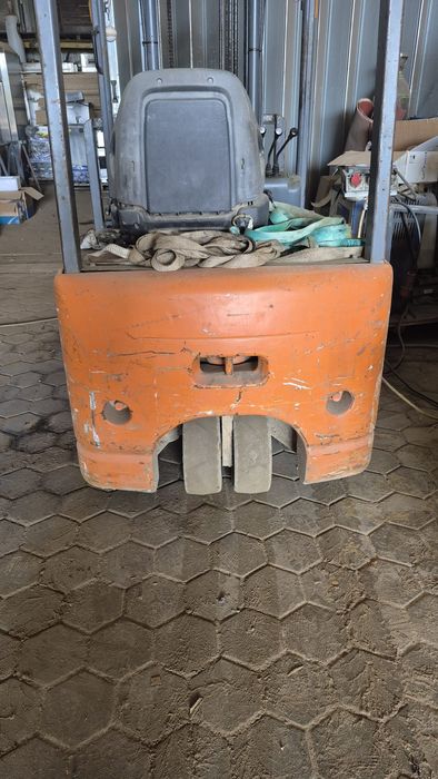 Empilhador Elétrico
