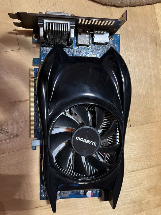 Karta graficzna Gigabyte AMD Radeon HD 5770 GPU 1GB