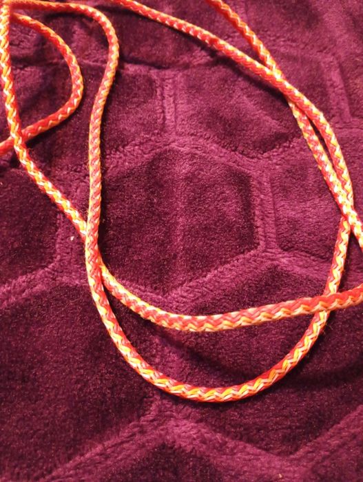 Dłuższa mocna skakanka