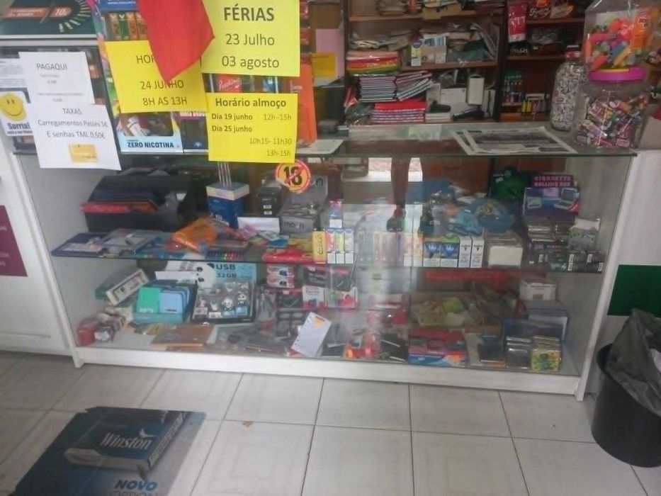 balção vitrine 2mx60