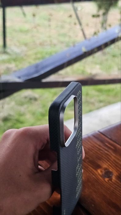Чехол Pitaka no problemo на IPhone 16 pro