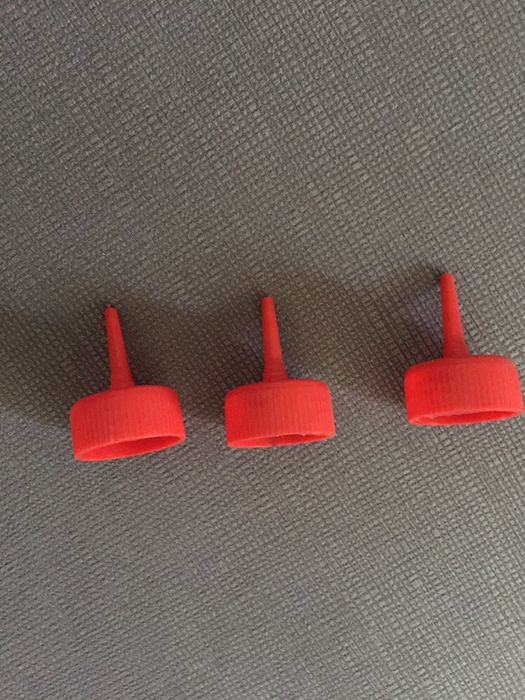 Пробка для масленки и пробка для ПЭТ бутылок с носиком