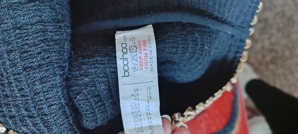 Sukienka wieczorowa.