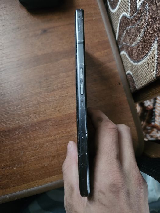 Продам poco f4 gt