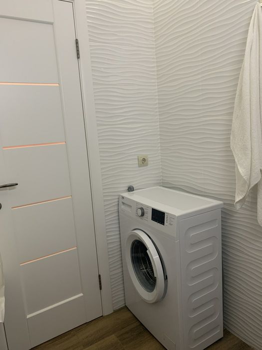 Очень уютная квартира посуточно. ЖК Счастливый Соф. Борщаговка