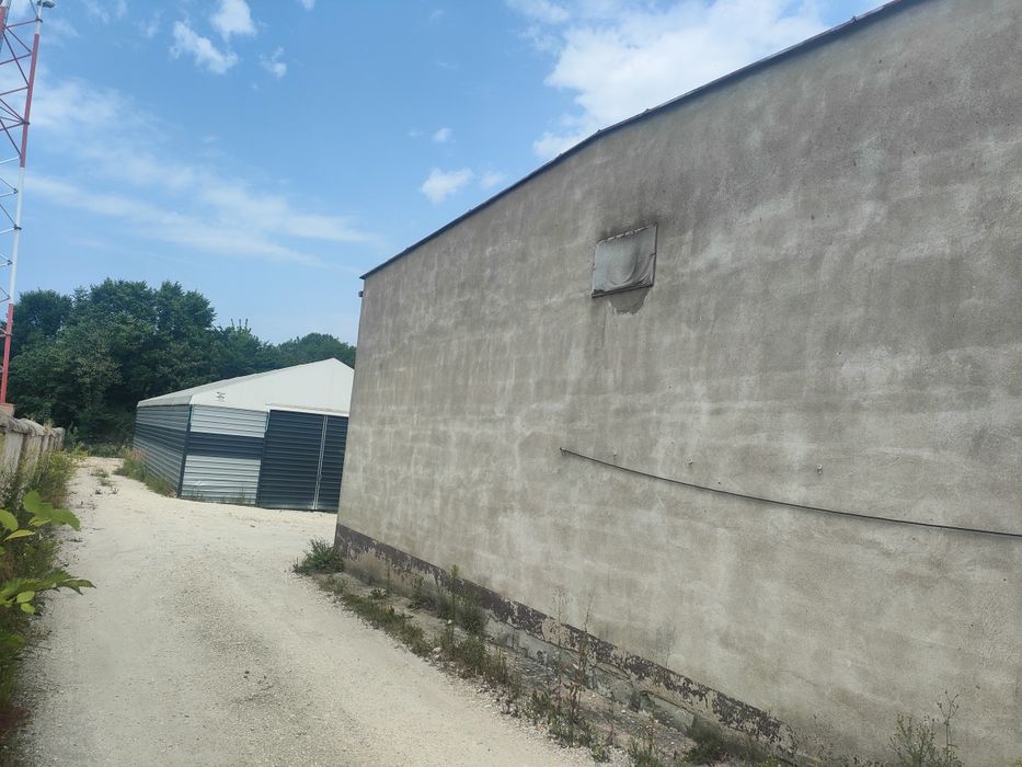 Magazyn , hala 500m