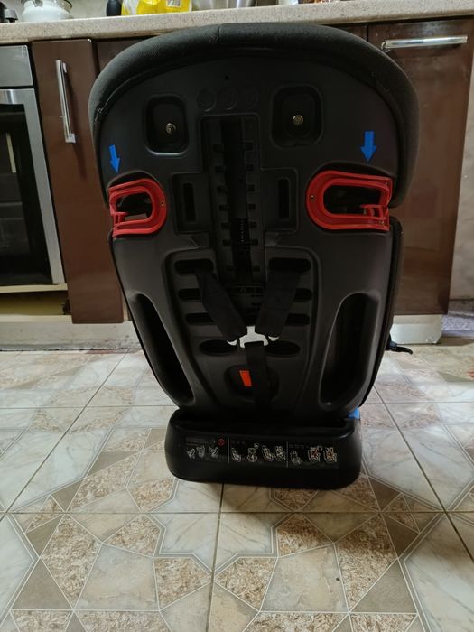 Продам автокрісло