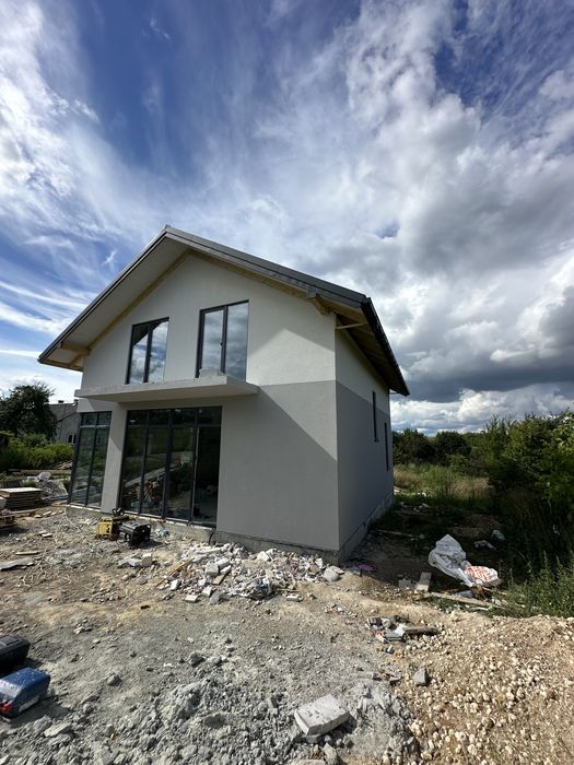 Продаж будинку 110 м.кв., ділянка 5 сот