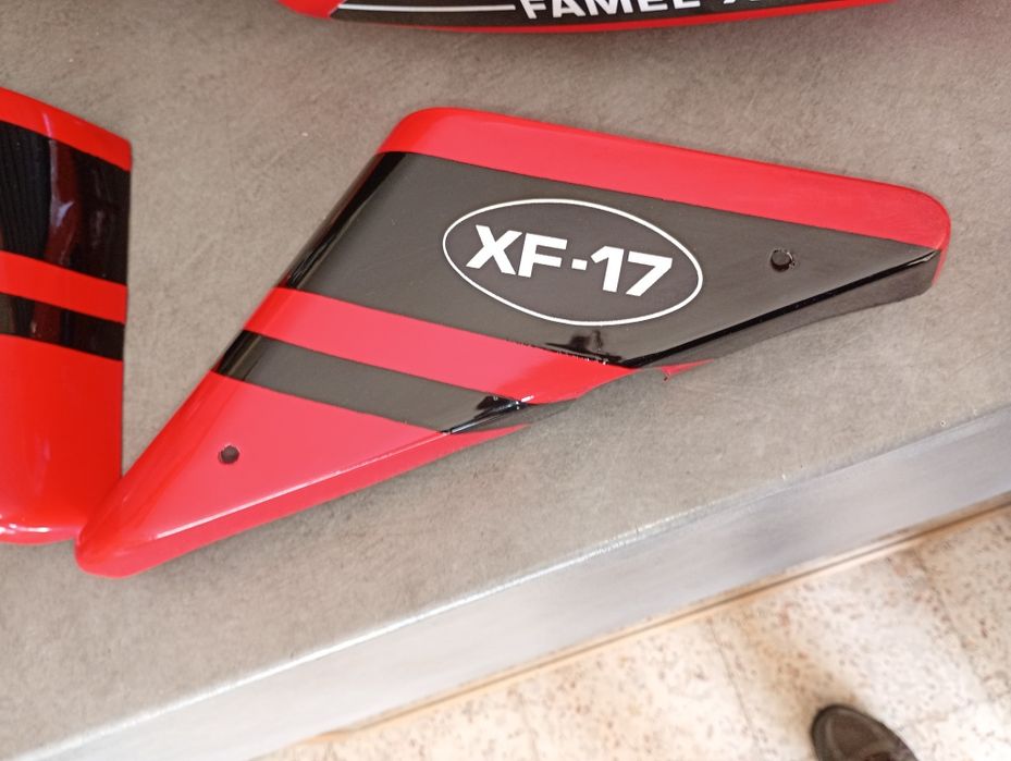 Depósito Famel XF-17 com malas