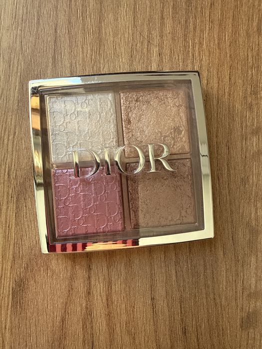 Dior paleta rozswietlaczy