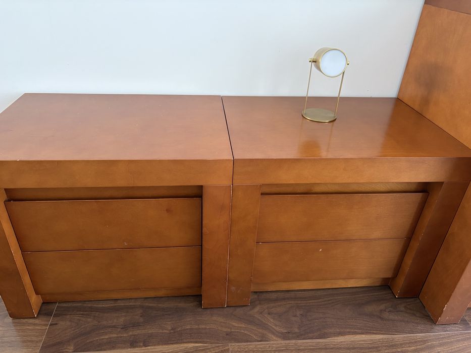 Comoda de quarto e mesas de cabeceira