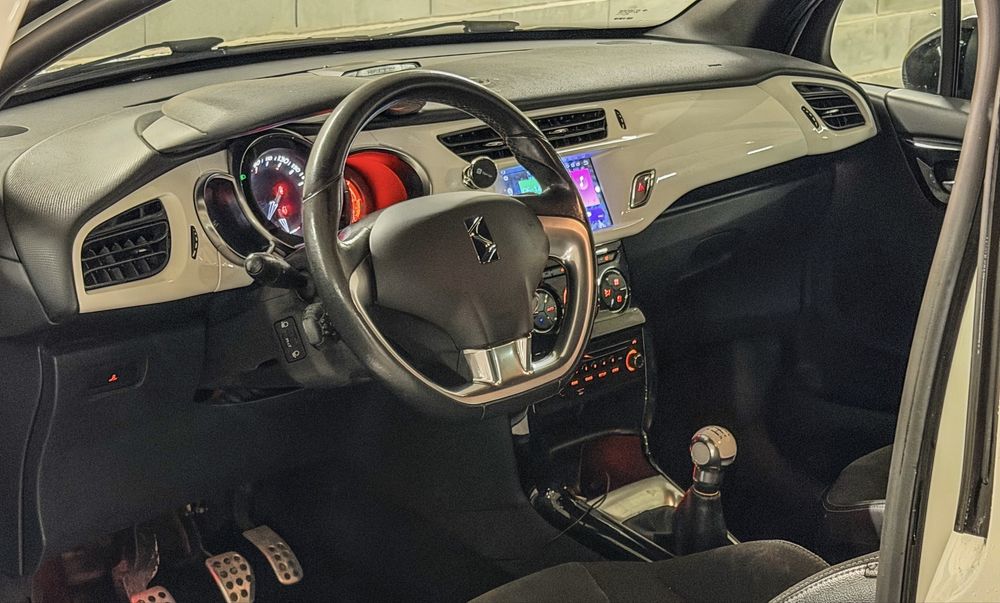 Citroen DS3 SportChic Impecavel! (110€ Mes!)