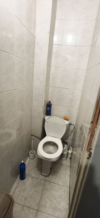 Сдам комнату женщине возле метро Дарница