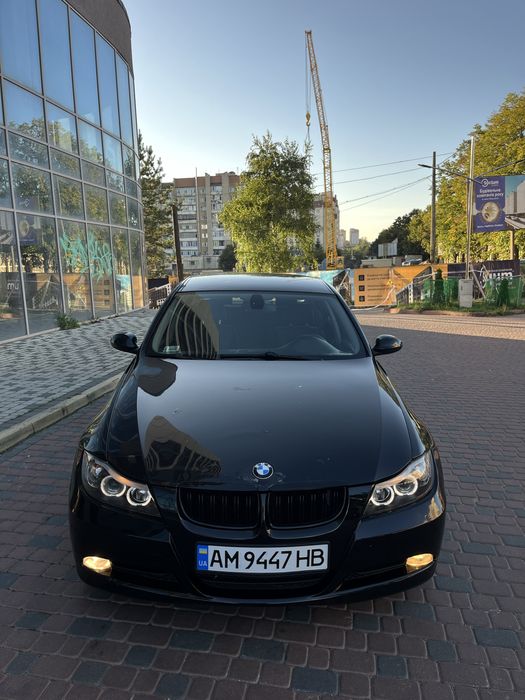 BMW E90,  2.0 D !