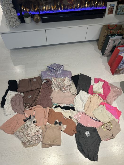 Mega paka 104 jak nowe 32 sztuki ubranek