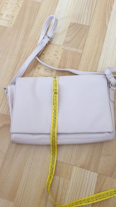 Torebka listonoszka różowa