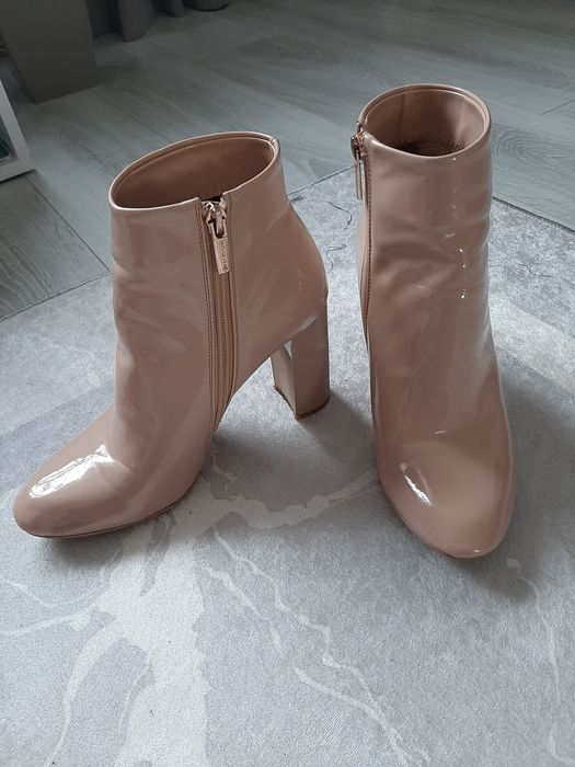 Осінні лакові черевички