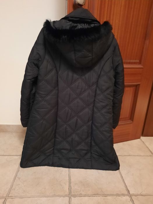 Vendo kispo acolchoado preto pouco uso. Só 8.50