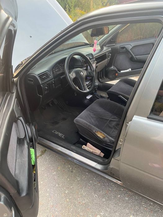 Опель Вектра а 1993