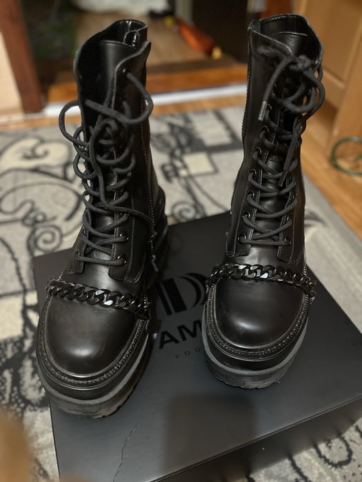 Кожаные батильйоны D’Amelio