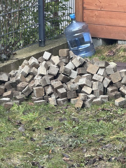 Kostka brukowa za Darmo! Zielonki