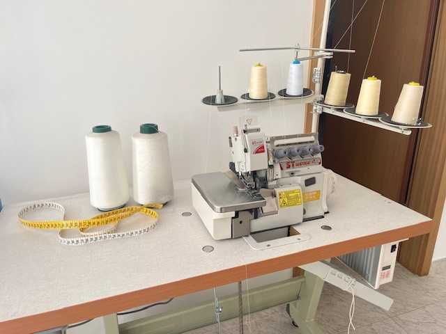 máquina de costura industrial ST SISTER ST 700 5D