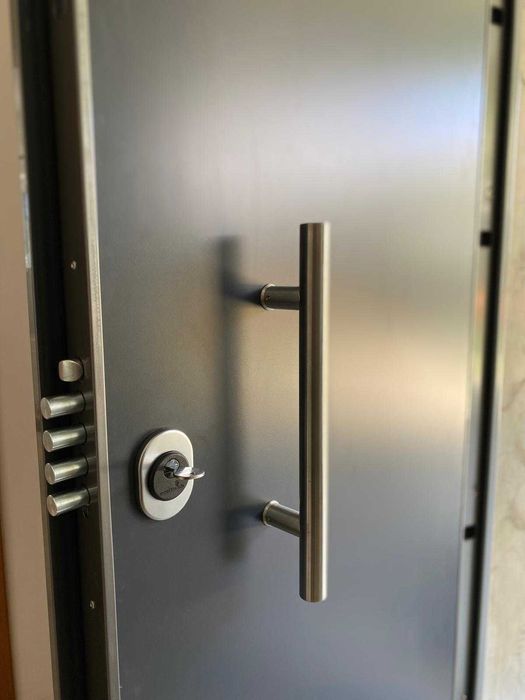 Portas blindadas de segurança