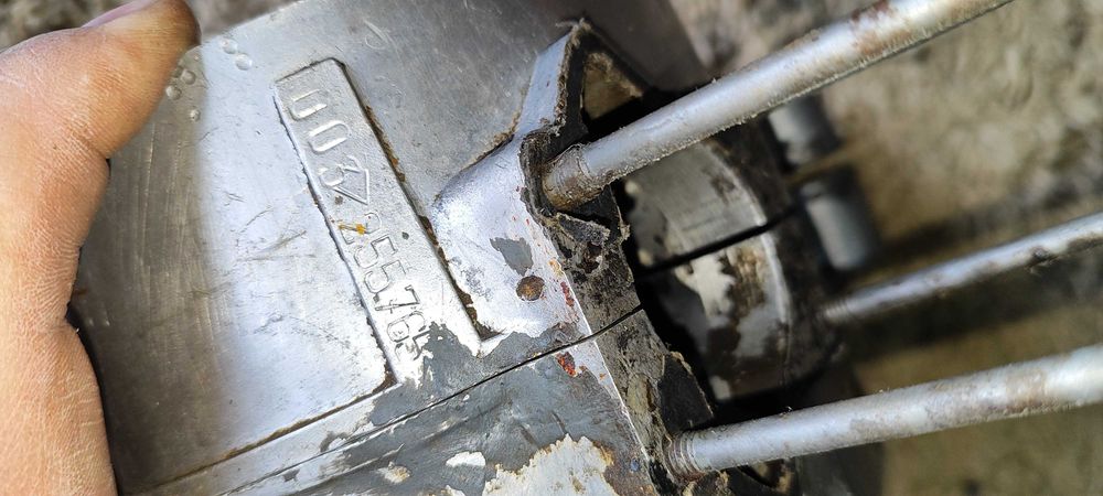 Kartery komar ładne połówki silnika karter silnik romet motorynka 50
