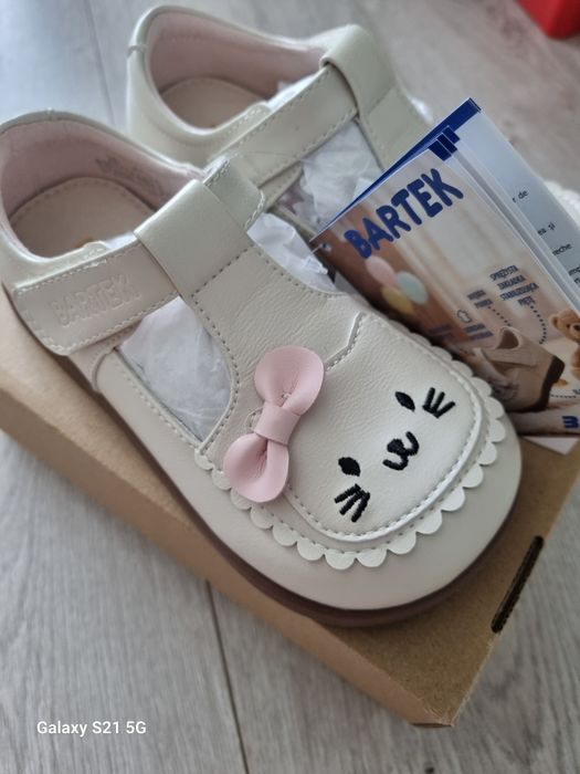 Buty Bartek dla dziewczynki skórzane rozm26