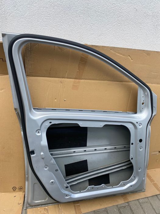 Drzwi Mercedes b klasa w246 lewe