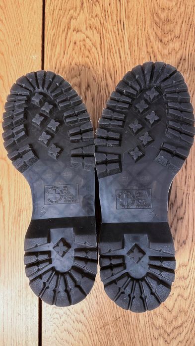 Martensy, półbuty czarne klasyk, prawie nowe 45/46