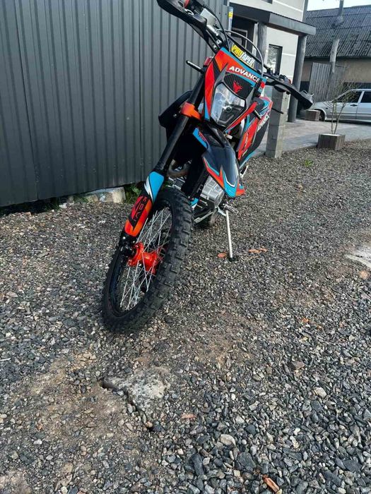 Продам Кові Адванц 250