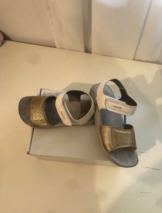 Sapatilhas e sandalias geox e pablosky