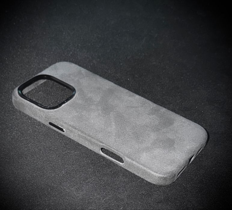 Etui Alcanside Alcantara iPhone 16 Pro Max MagSafe | Ciemny Szary
