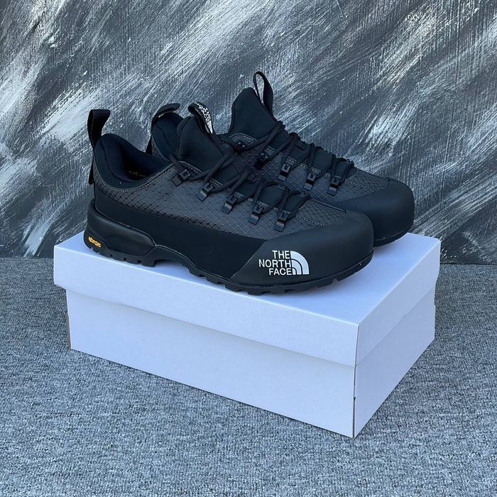 4 кольори The North Face Glenclyffe Low Gore-Tex