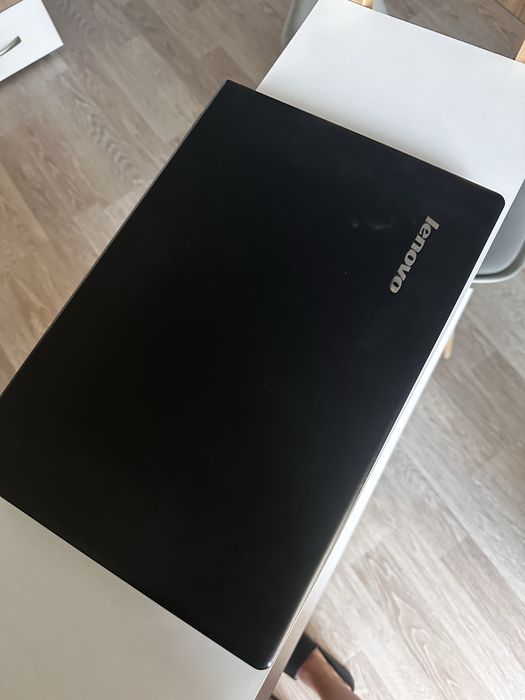 Laptop lenovo ideapad 300-15 ISK