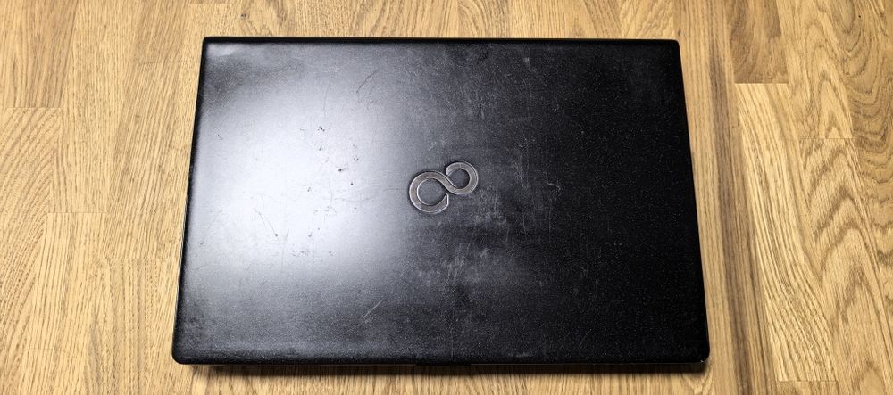 Ноутбук Fujitsu S936/i7-6600U/Ram 4Gb/HDD No