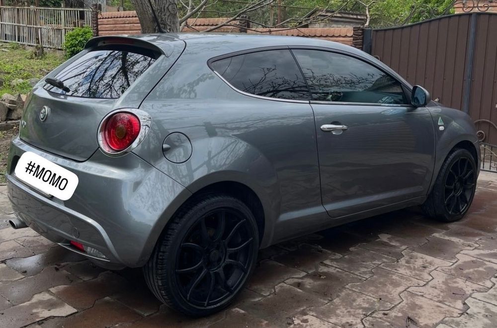 Литі диски MOMO Revenge R18 4x110