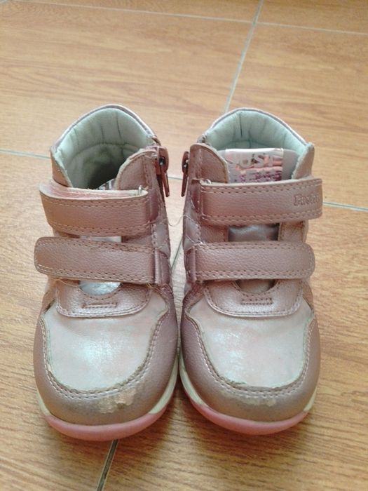 Черевички для дівчинки