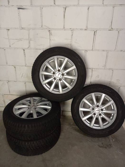 Alufelgi 16" Ford Mondeo Focus Galaxy z zimowymi oponami 215/60R16