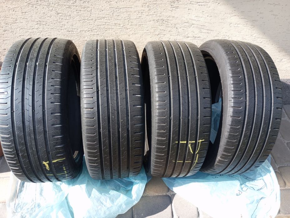 Opony kompet4szt.R17/215/45 Continental