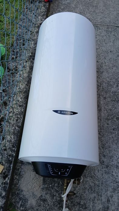 Bojler elektryczny ariston 1800W 49 litrów