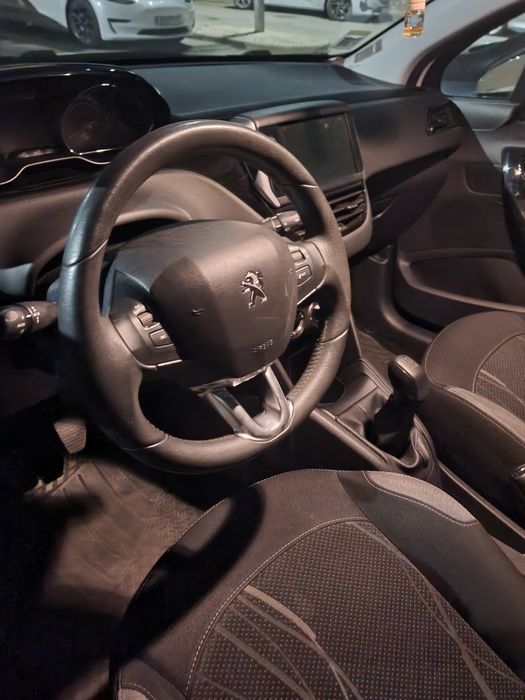 Vendo Peugeot 208 1.4 HDi 2013 Nacional