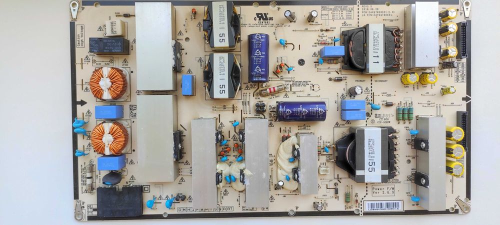 Плата EAX67685603 ( EBU65681001 ) для LG OLED55C8LLA
