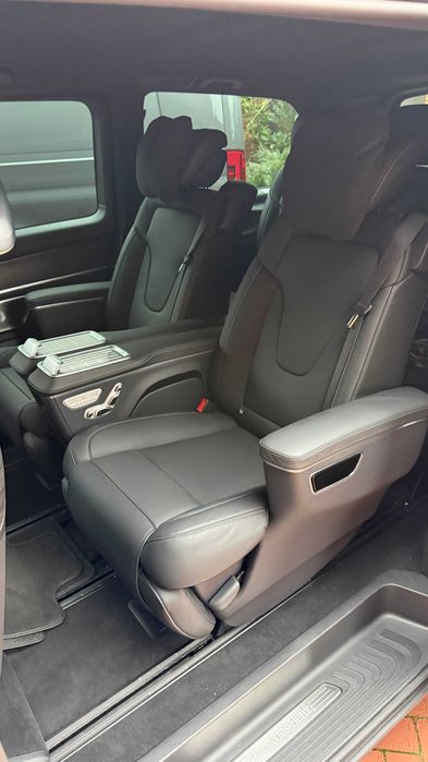 2026 рік нові оригінальні сидіння сиденья капітанки Mercedes V-клас W447 VIP шкіра Nappa реклайнери, максимальні по комплектації, мульти підсвітка