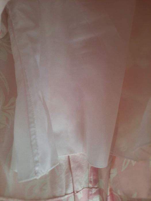 Saia com flores comprida