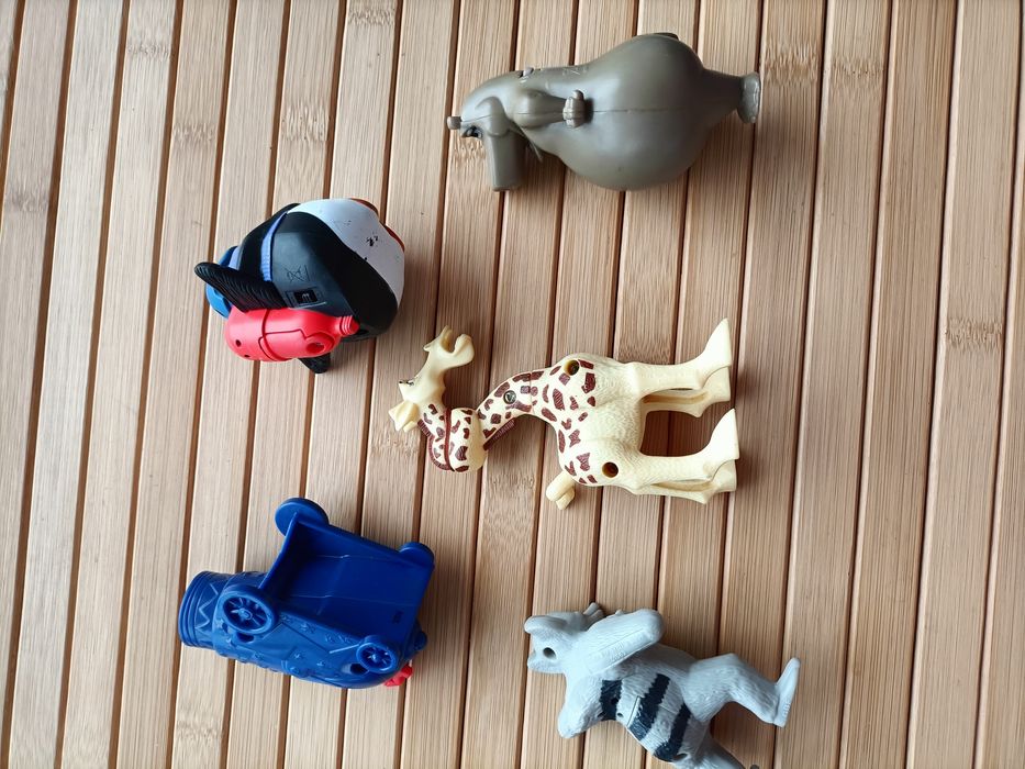 Lote 5 figuras Madagáscar