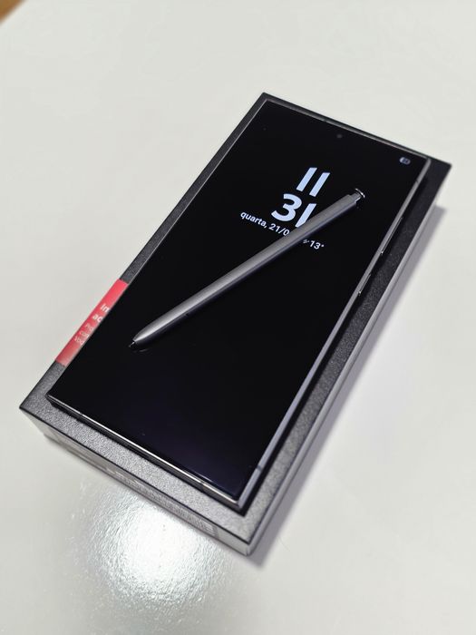 S24 Ultra (+14 capas e películas)