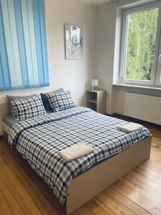 Pokoje na dobę noclegi dla firm wynajem zakwaterowanie Slawin parking